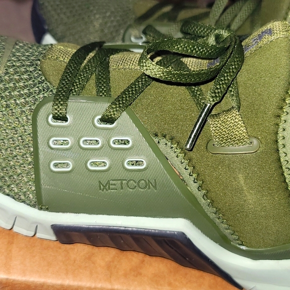 Nike Free X Metcon 2 Men US 8 Legion Green Running Shoes AQ8306-303. EUC CLEANED - Picture 5 of 9